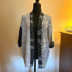 Unique Black and White Kimono